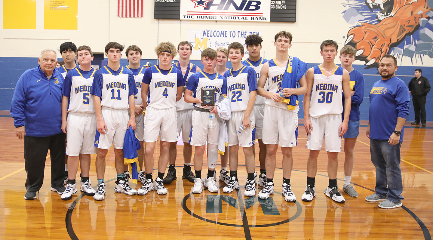 Medina hosts basketball tournament Bandera Bulletin