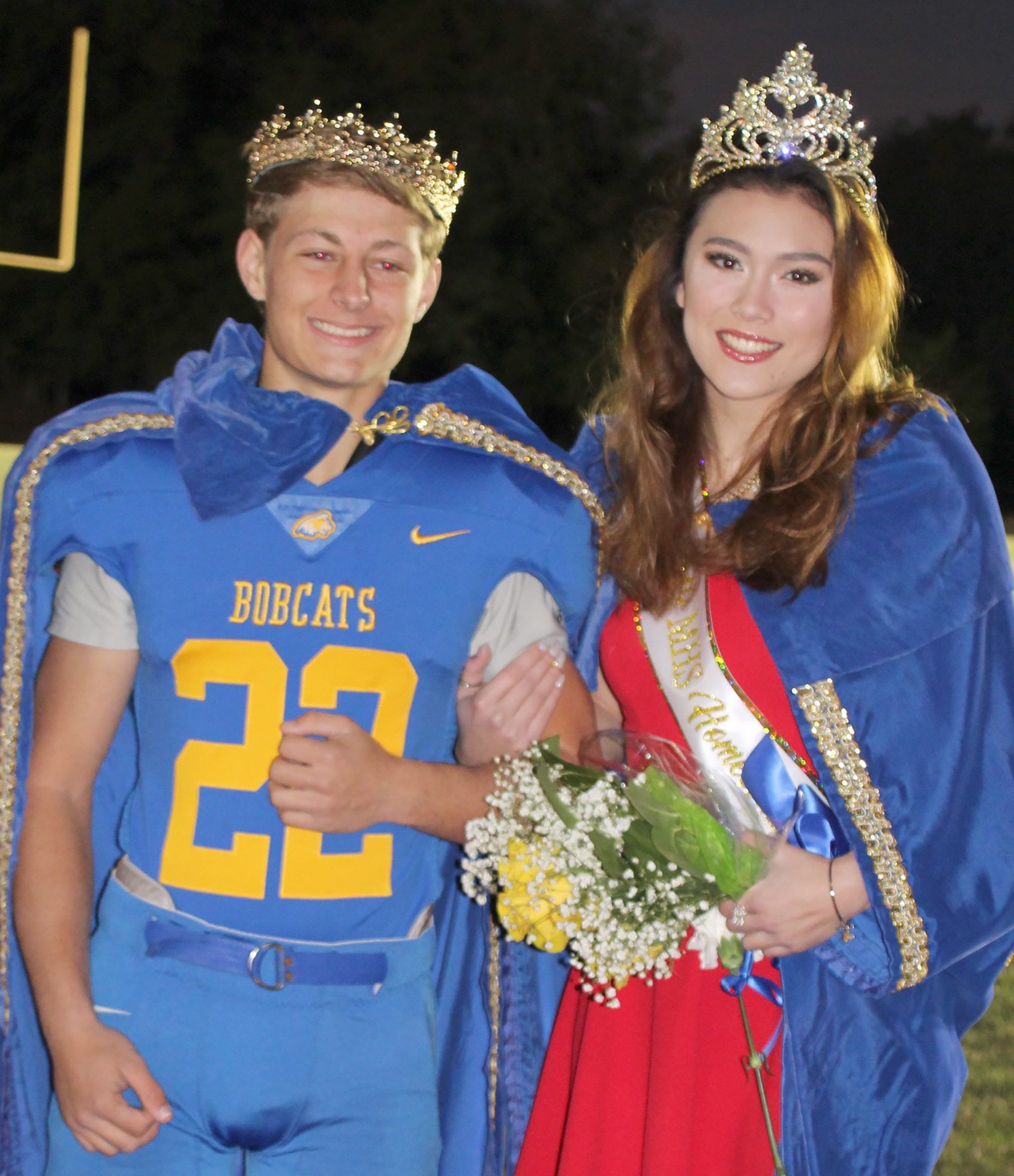 ROYALTY CROWNED IN MEDINA Bandera Bulletin