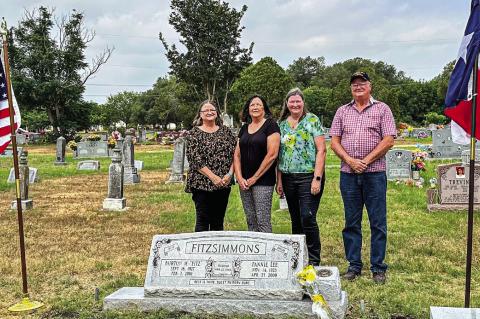 DRT chapter hosts cemetery marker ceremony