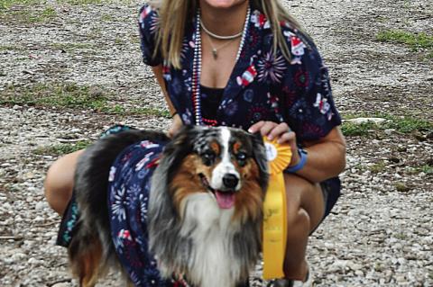 Pet Parade delights Bandera