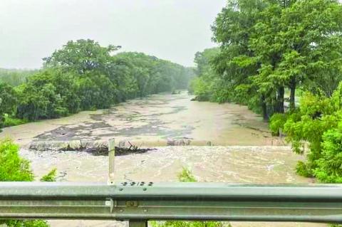 RAIN REVITALIZES RIVERS, RISES LAKE