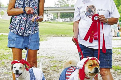 Pet Parade delights Bandera